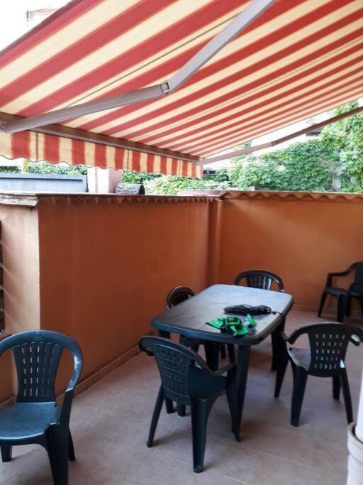 Appartement Centre Ville Saint-Raphael Екстер'єр фото